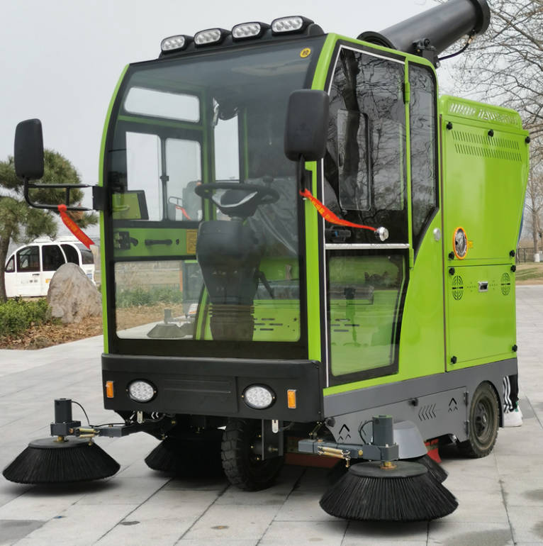 海西道路清洁广泛应用电动环卫清扫车